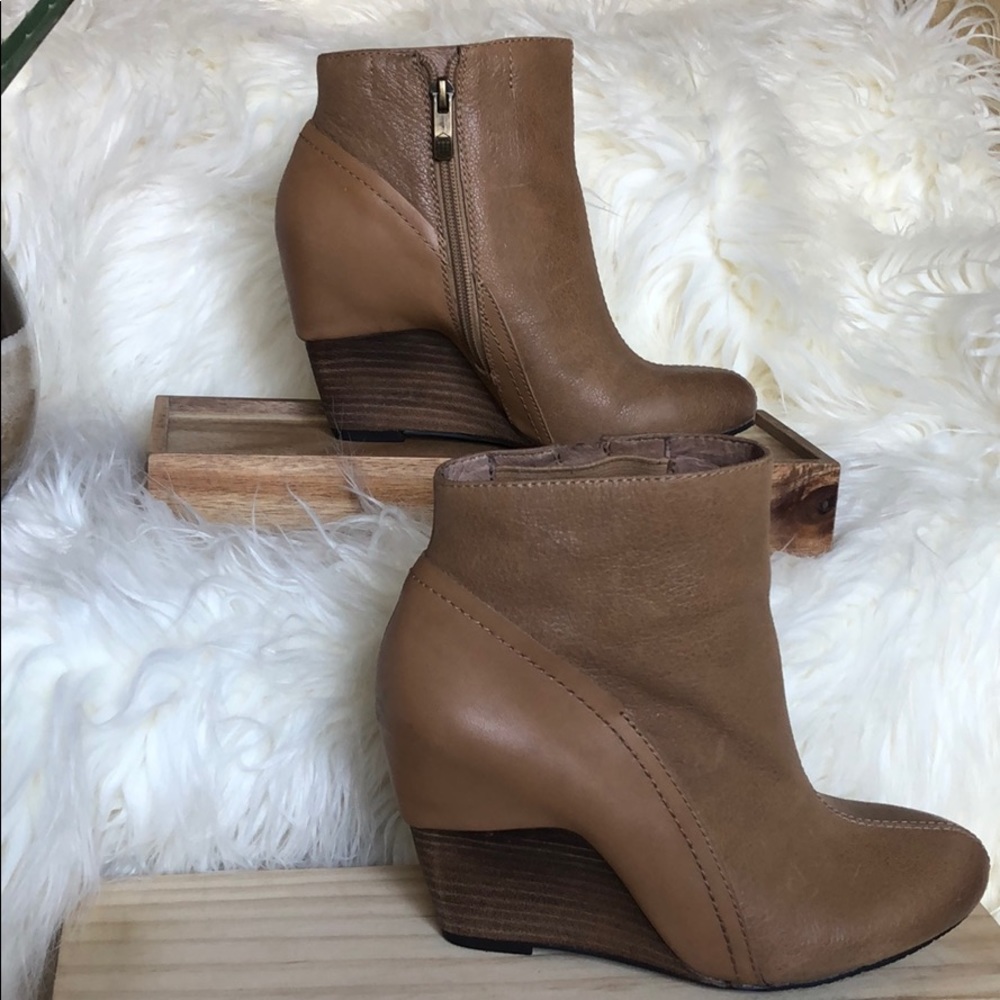 Vince Camuto Ankle Wedge Bootie - Tan Taupe